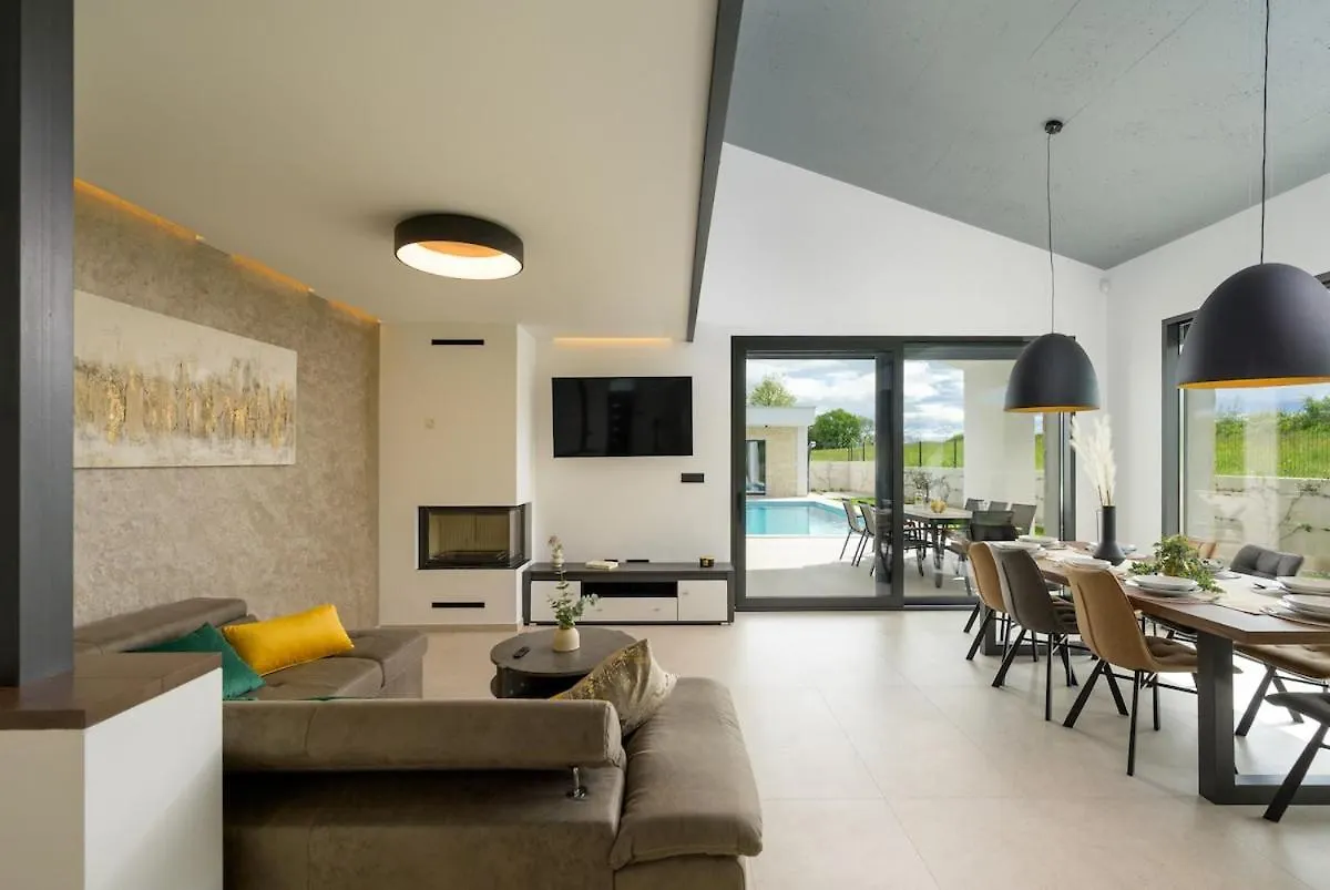 Villa Dianthe By Istrialux Tomisici