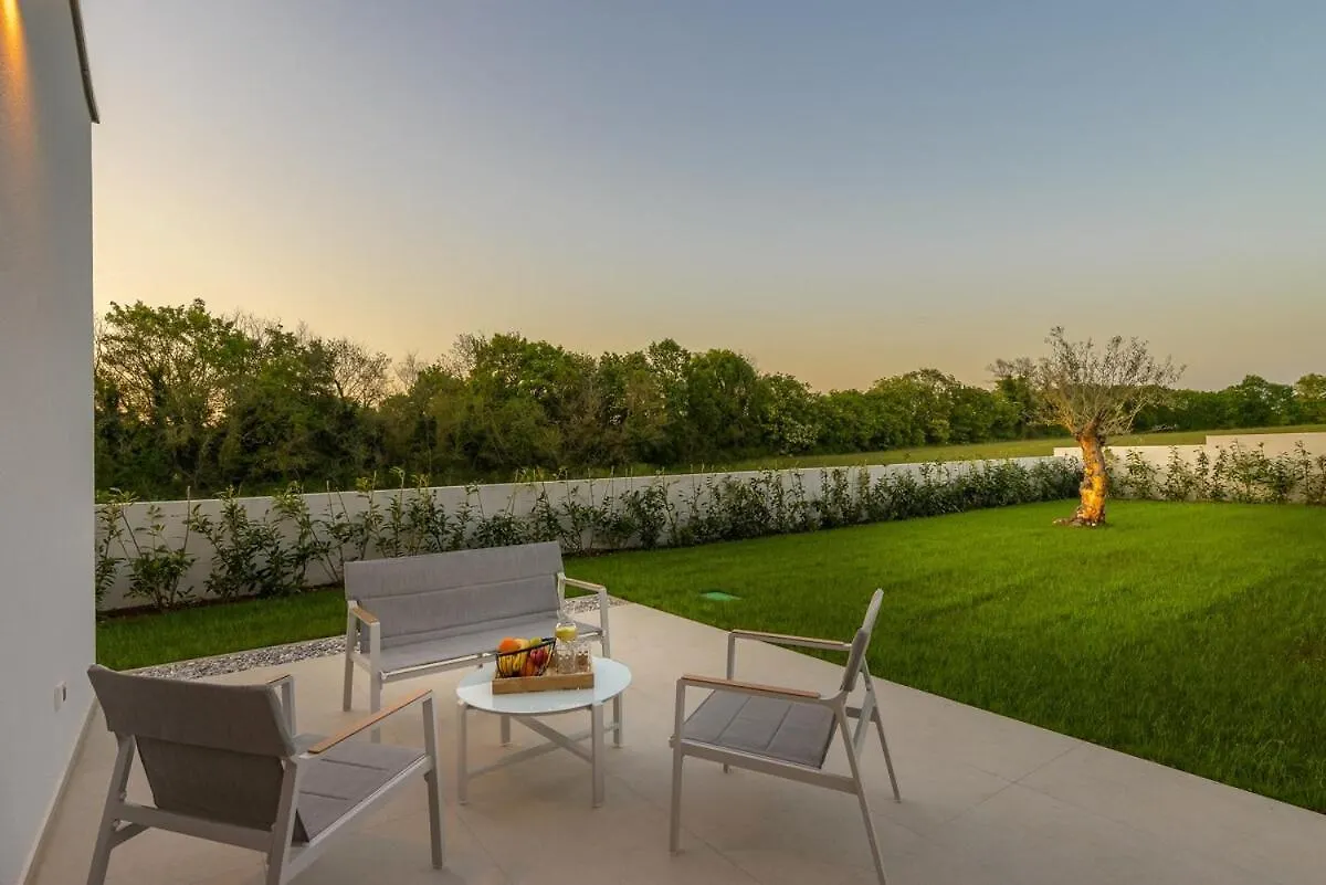 Villa Dianthe By Istrialux Tomisici 0*,