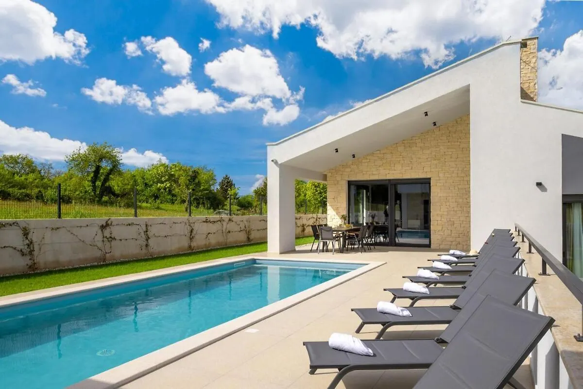 Villa Dianthe By Istrialux Tomisici Croatia